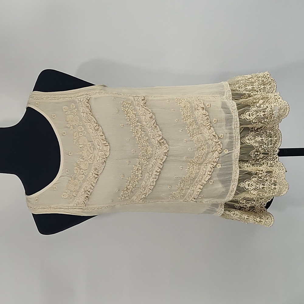Sundance Embroidered Top With Lace